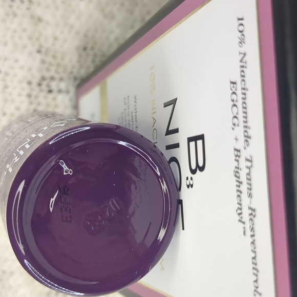 SUNDAY RILEY B3 Nice 10% Niacinamide Serum, 30ml/1.0fl oz - Picture 9 of 13